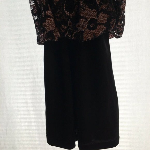 Almost Famous Dress Size S Black/Pink Built In Bra - Picture 4 of 10